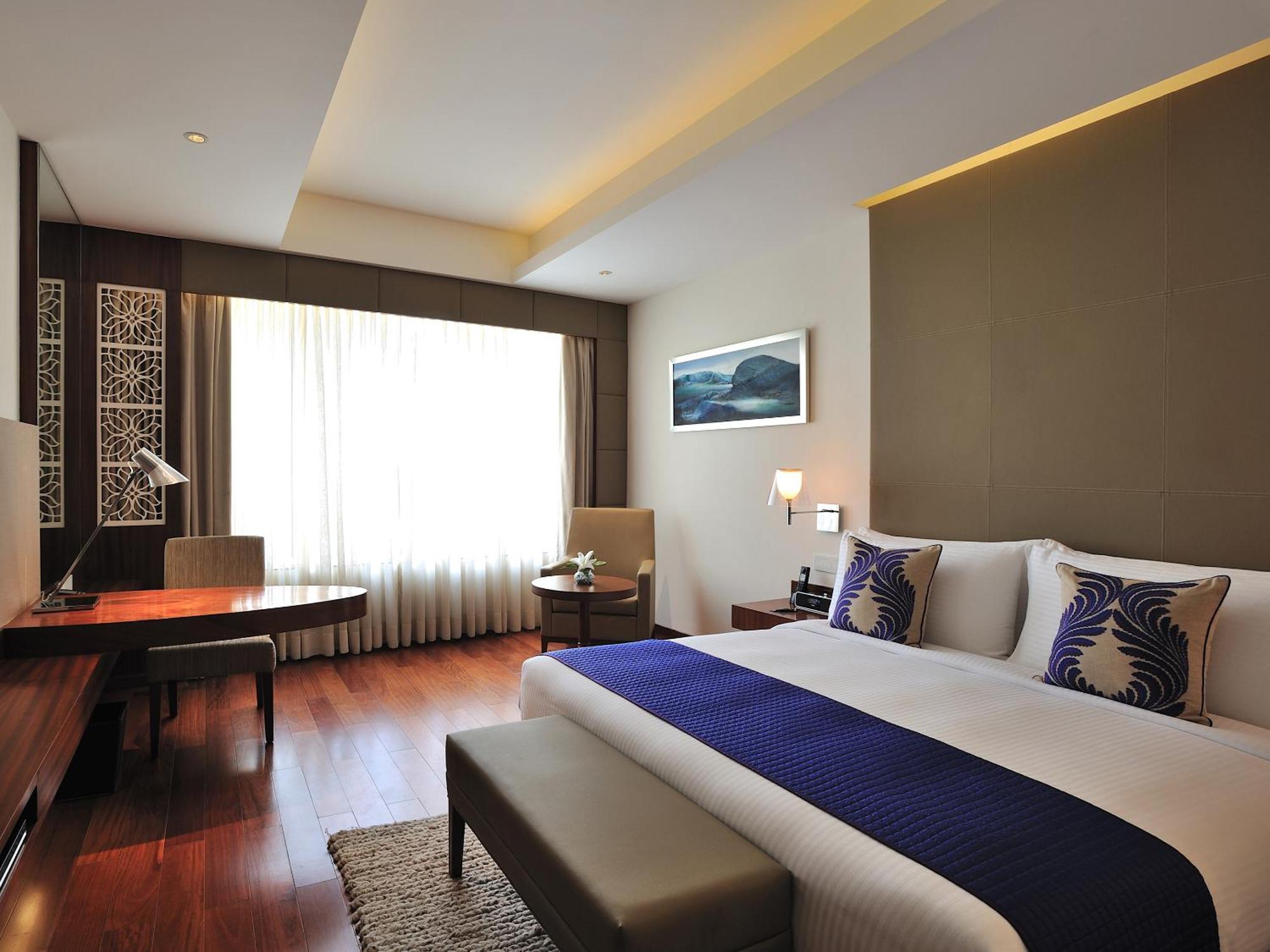 The Anya Hotel-Golf Course Road Gurgaon Exterior photo