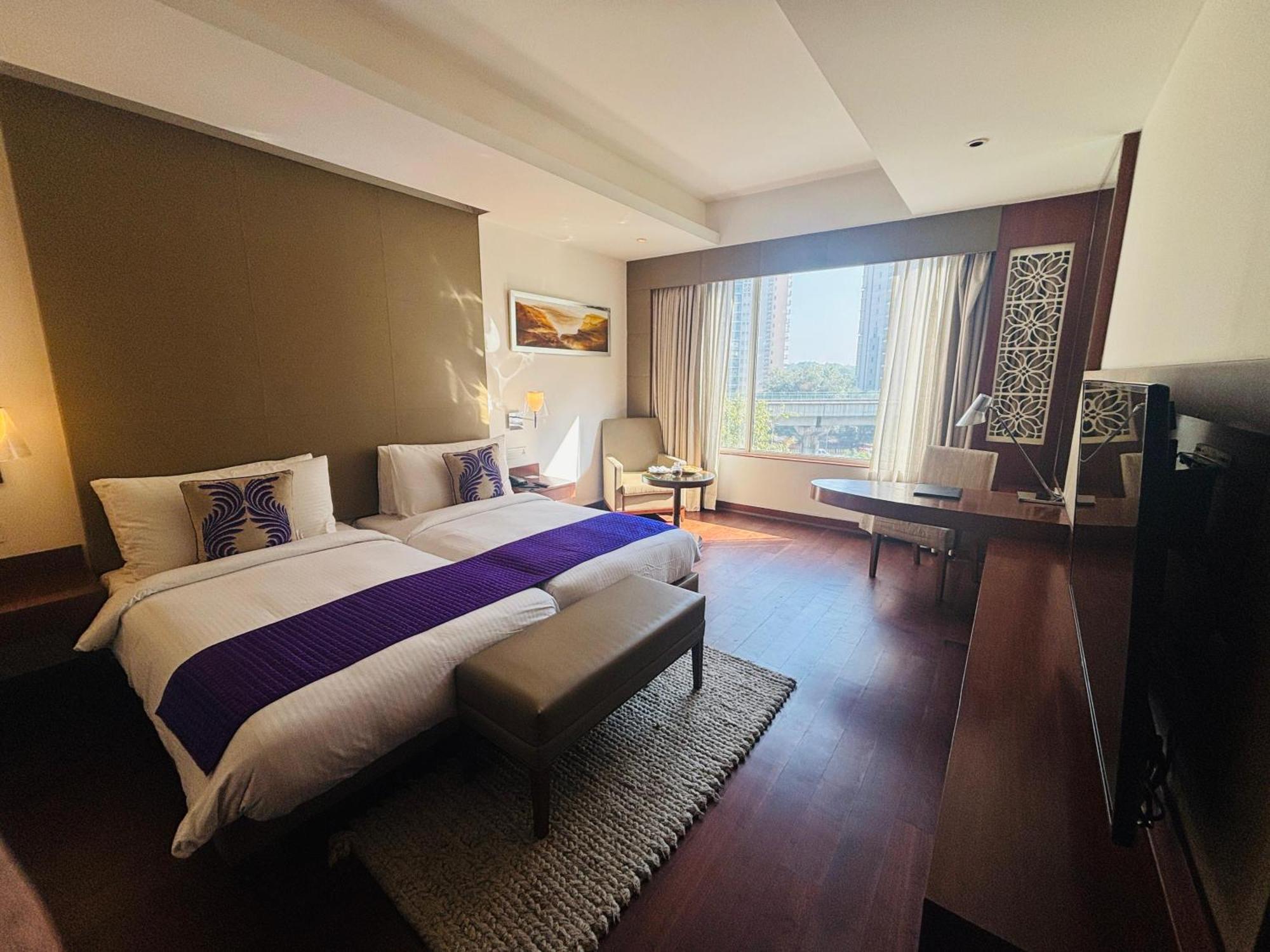 The Anya Hotel-Golf Course Road Gurgaon Exterior photo
